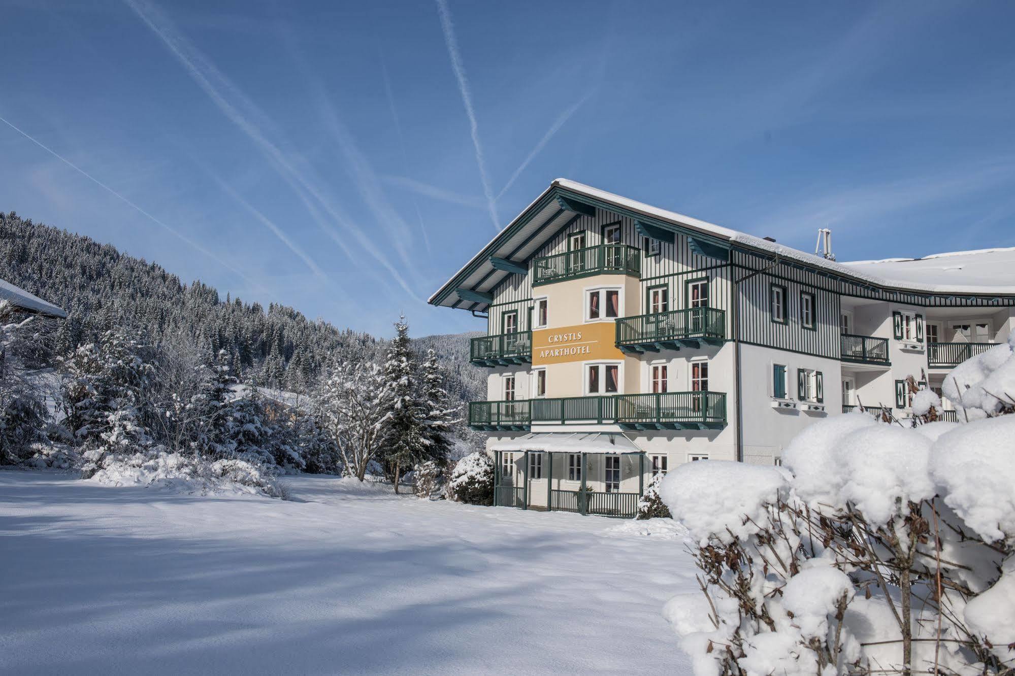Crystls Aparthotel Flachau Exterior foto